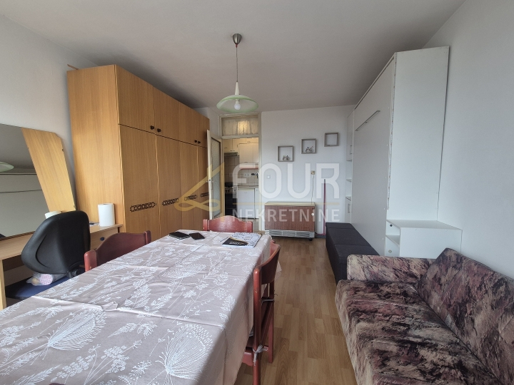 Rijeka, Donji Zamet, 22.21m2, garsonijera, pogled na more