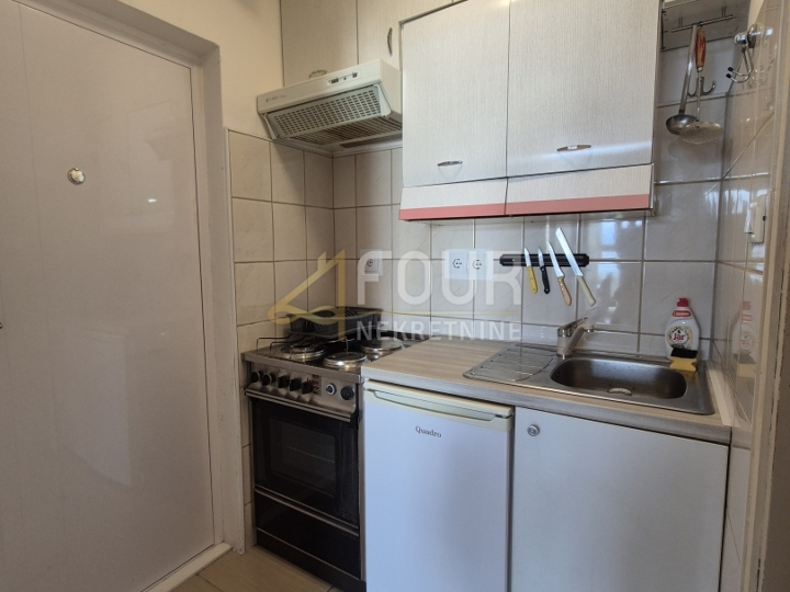 Rijeka, Donji Zamet, 22.21m2, garsonijera, pogled na more