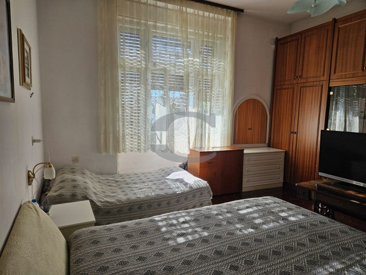 Opatija, 200m od mora, 2S+DB u villi, 60m2 + 114m2