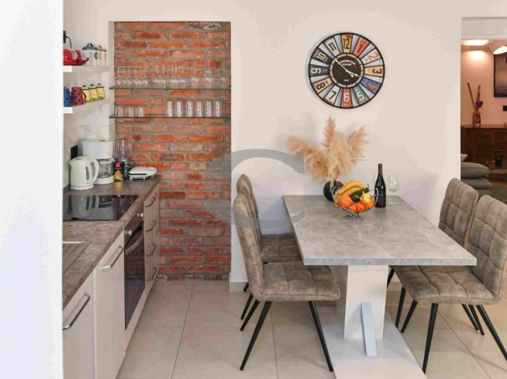 Stan u villi, Opatija, 2Skl., 53 m2