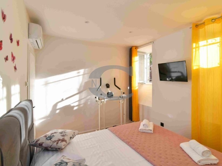 Stan u villi, Opatija, 2Skl., 53 m2