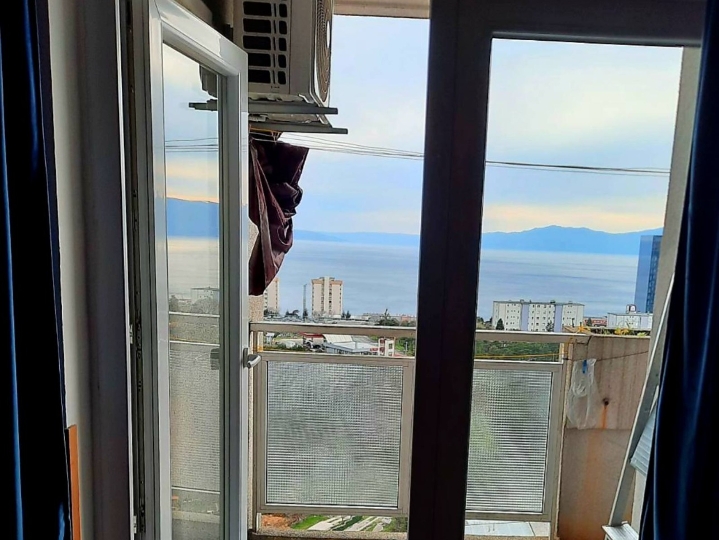 Prodajem stan na Donjoj Vežici