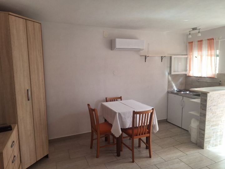 Gasonijera u Ičićima za ljetni najam