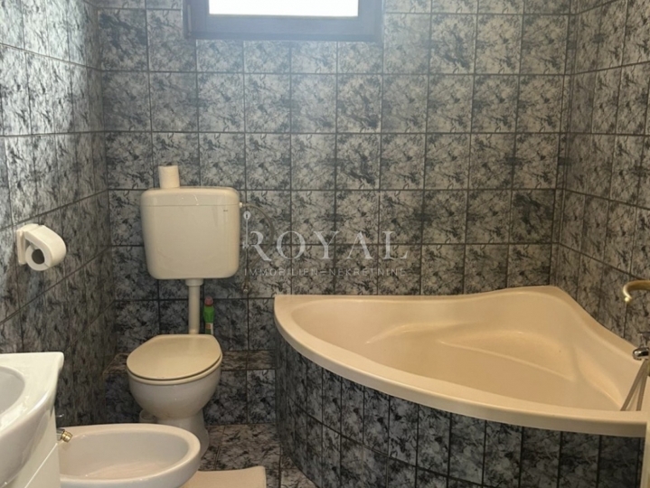 Kozala stan (1S+DB) - najam 550 €