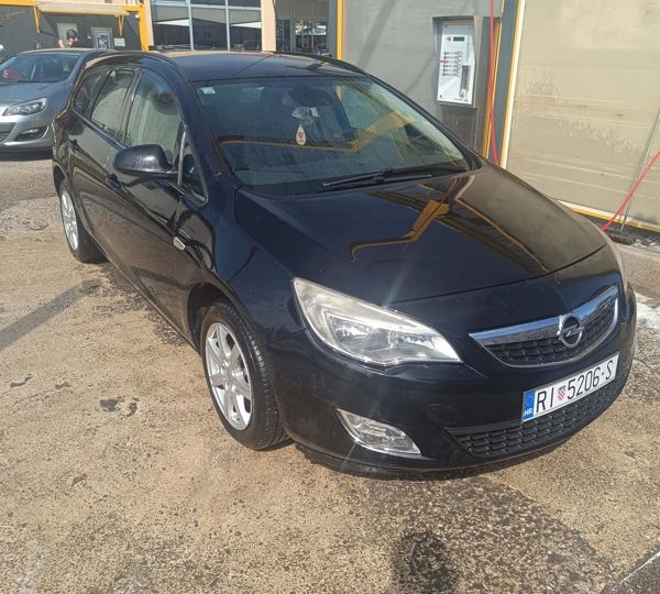 Opel Astra J 1.7 CDTI, 92 kW