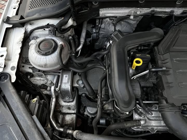 VW Golf 7 1,0 TSI Trendline