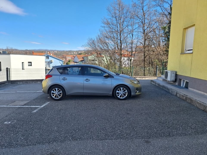 Toyota Auris 2.0 D-4D