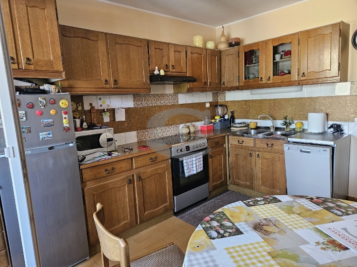 Srdoči, 2S+DB, samo u Consensusu!