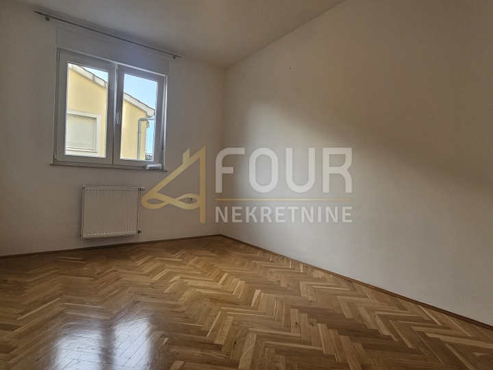 Viškovo, 75.11m2, 2S+DB, balkon, veliko spremište!