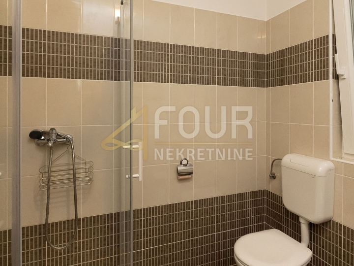 Viškovo, 75.11m2, 2S+DB, balkon, veliko spremište!