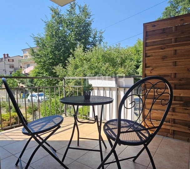 Viškovo, 75.11m2, 2S+DB, balkon, veliko spremište!