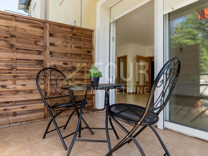 Viškovo, 75.11m2, 2S+DB, balkon, veliko spremište!