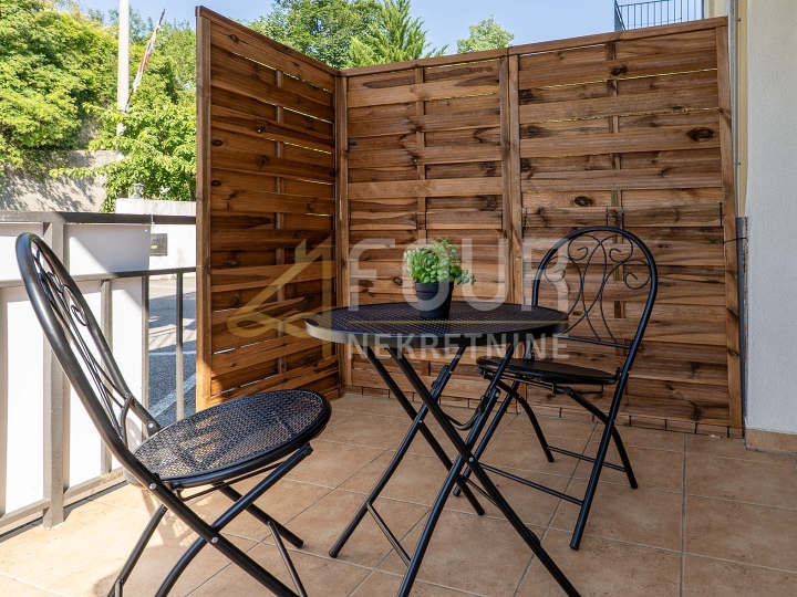 Viškovo, 75.11m2, 2S+DB, balkon, veliko spremište!