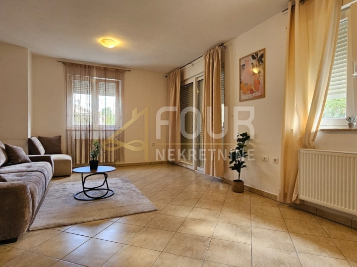 Viškovo, 75.11m2, 2S+DB, balkon, veliko spremište!