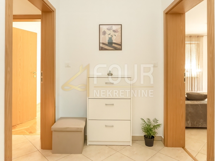 Viškovo, 75.11m2, 2S+DB, balkon, veliko spremište!