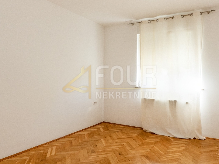 Viškovo, 75.11m2, 2S+DB, balkon, veliko spremište!