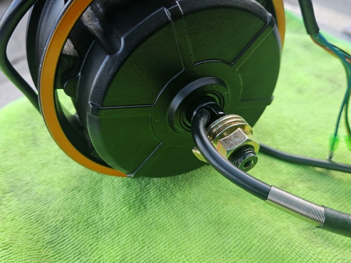 Kukirin kotač zadnji novo