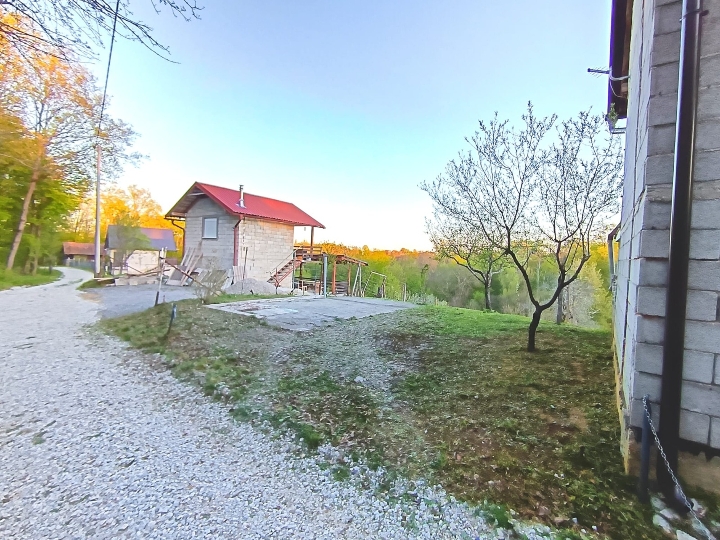 Građevinsko zemljište 625 m², 45 minuta od Zagreba