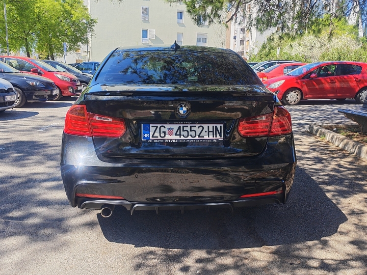 BMW 320D Automatik Luxury Line