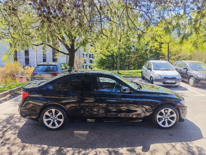 BMW 320D Automatik Luxury Line