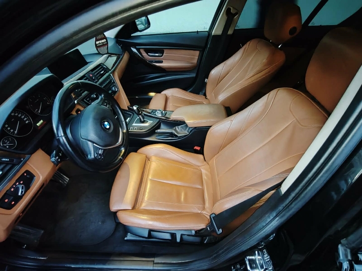 BMW 320D Automatik Luxury Line