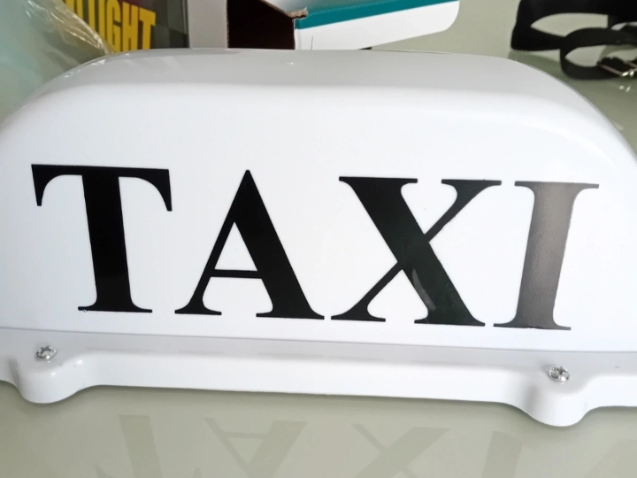 Taxi oznaka