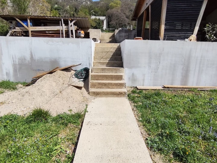 Zemljište, 1.000 m2