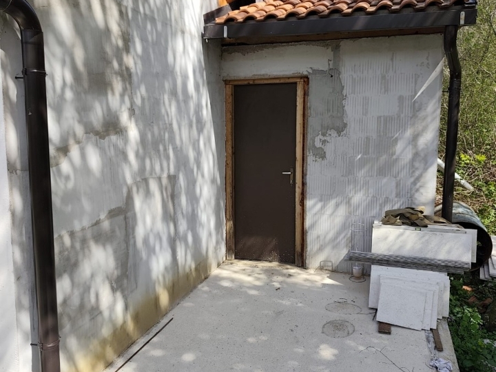 Zemljište, 1.000 m2