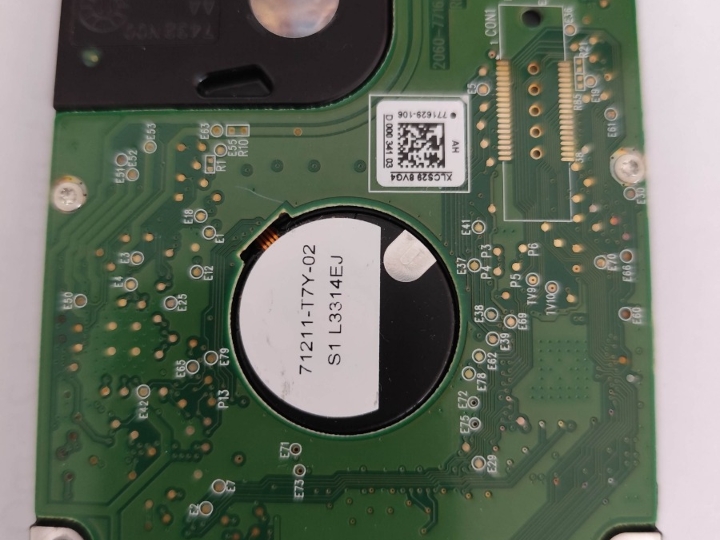 Hdd za laptop WD black 750Gb