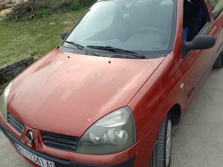 Renault clio
