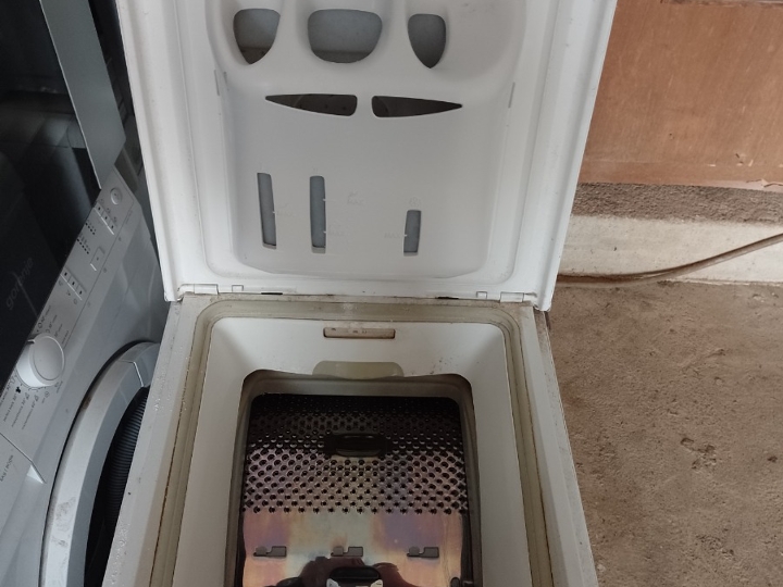 Perilica rublja Whirlpool