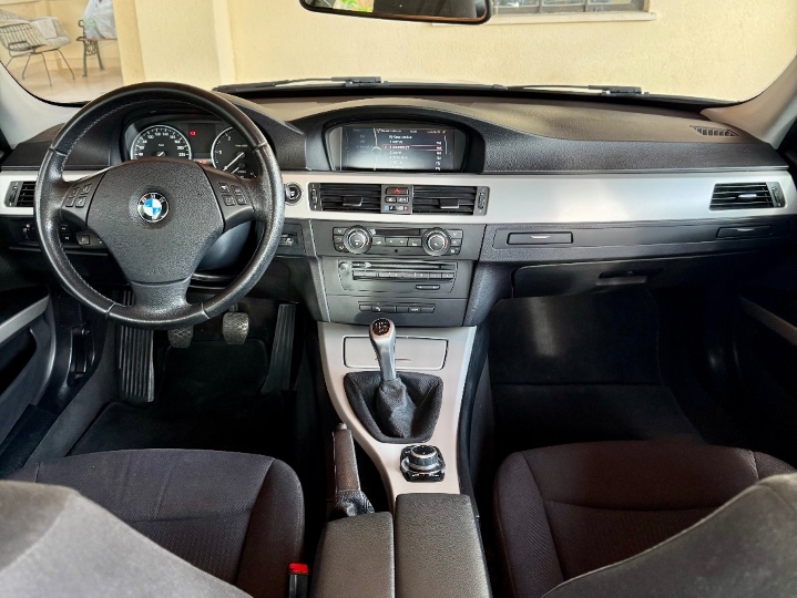 BMW 318D Facelift