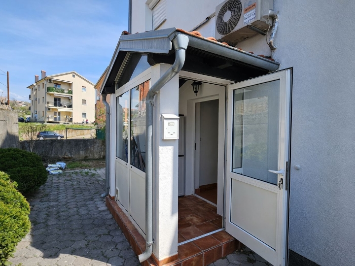 1S stan 34 m2 Gornji Sroki