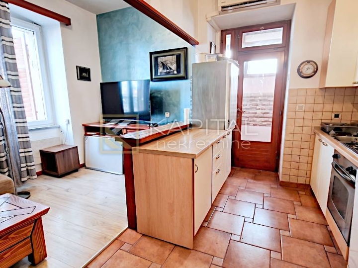 Kozala, stan s okućnicom