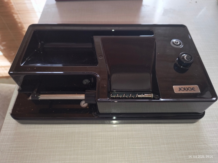 Električna mašina za cigarete