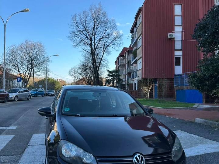 VW Golf 6, 2.0 tdi, 81kW, reg. 15.08.26.