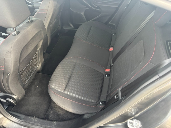 Ford Focus 1.0 EcoBoost ST line