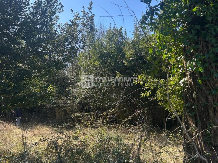 Istra, okolica Labina, građevinsko zemljište od 512m2