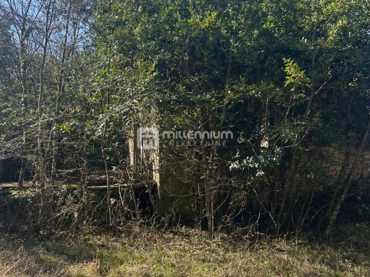 Istra, okolica Labina, građevinsko zemljište od 512m2