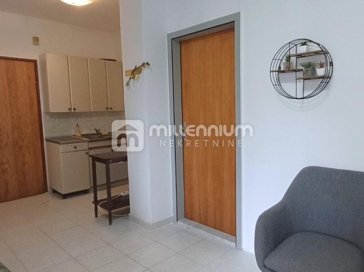 Otok Krk, Krk, 34.80m2, 1S+DB s balkonom i parkingom