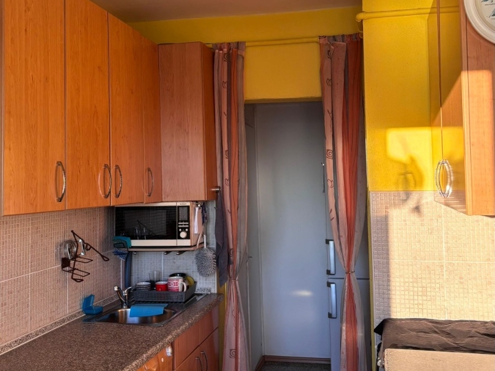 Trosobni stan s DB, studenti