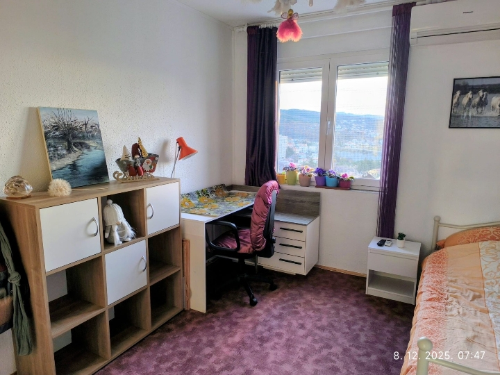 Trosobni stan s DB, studenti