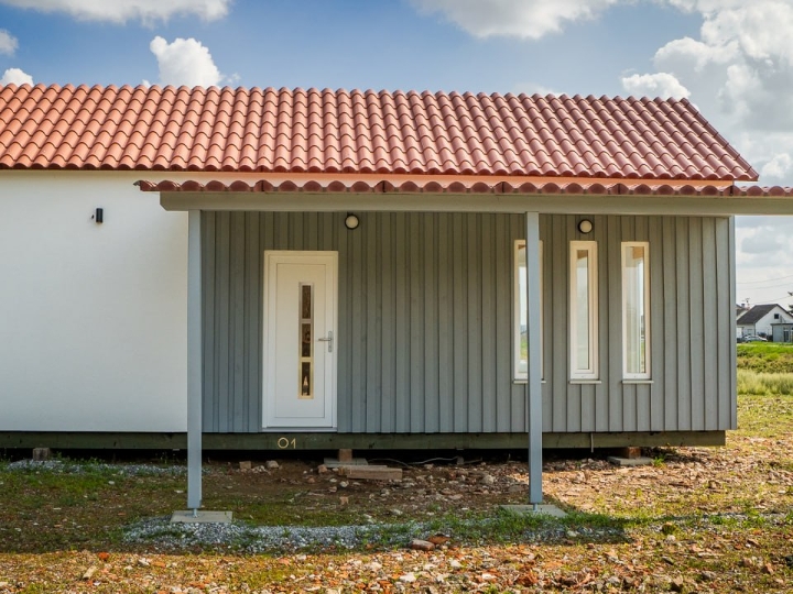Mobilna kućica s terasom 48m2