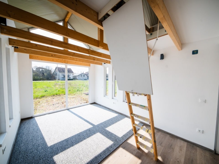 Mobilna kućica s terasom 48m2