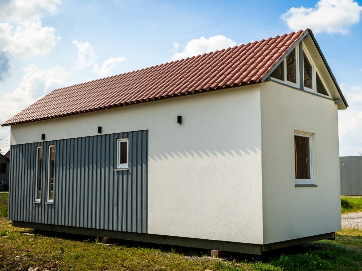 Mobilna kućica s terasom 48m2