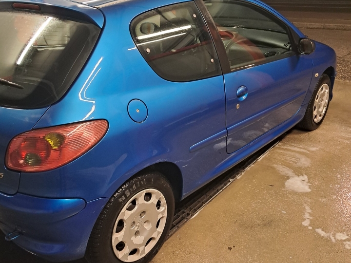 Peugeot 206