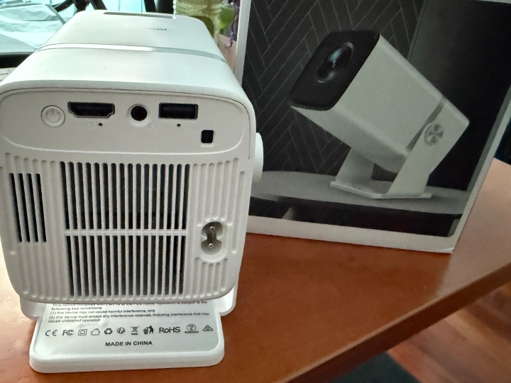 ThundeaL 4K FullHD Projector