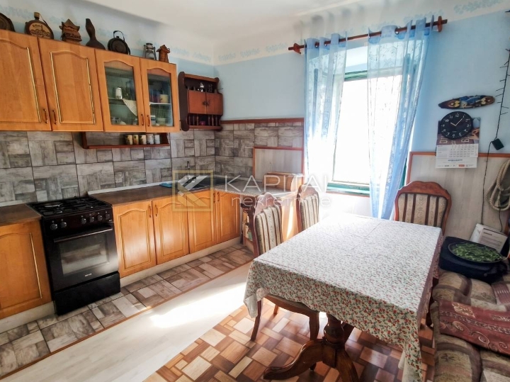 Mlaka, 1. kat, dvosoban stan, 56 m2