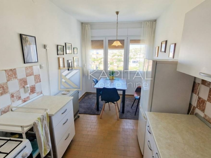 Rijeka, 58m2, pogled koji oduzima dah; top lokacija