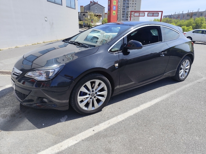 Opel Astra 1.7 diesel GTC